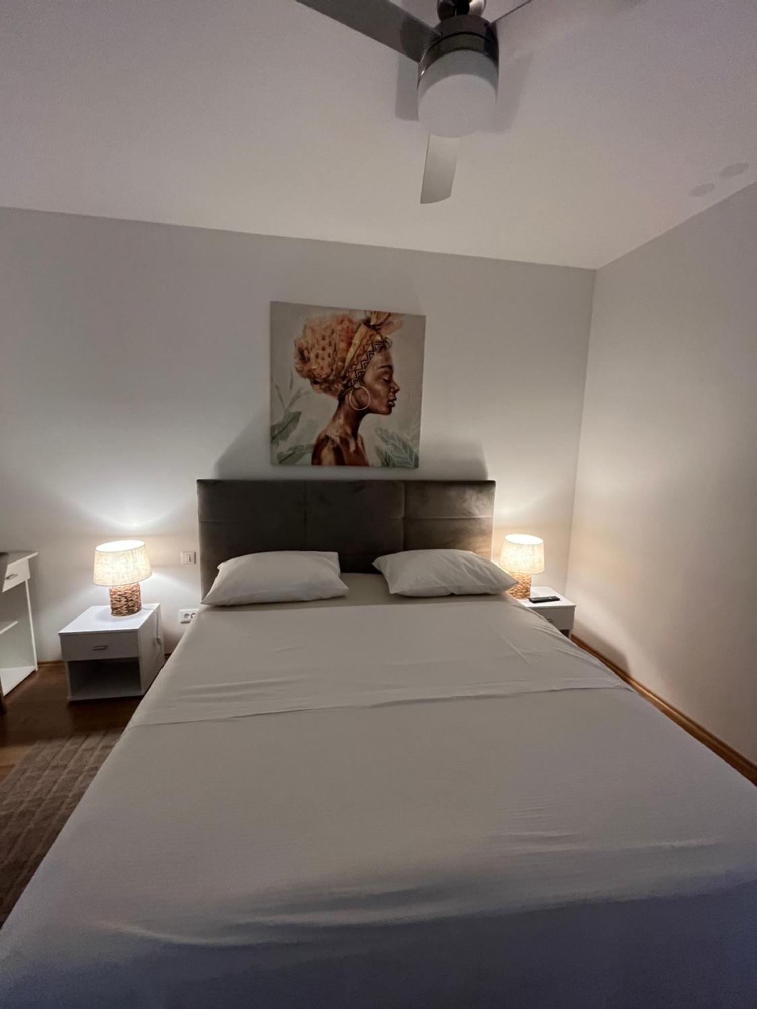Iris Apartment Private Parking Spalato Esterno foto